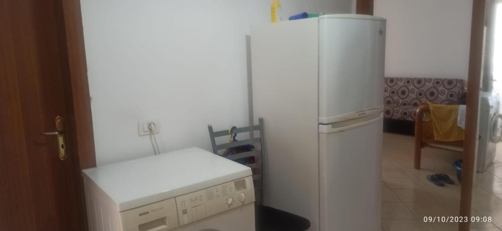 Royal 3 Hostel Tiranë Ngoại thất bức ảnh
