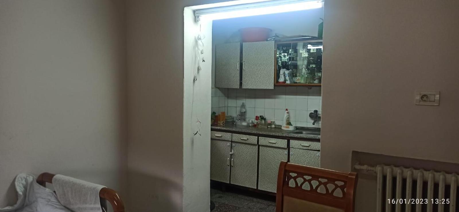 Royal 3 Hostel Tiranë Ngoại thất bức ảnh